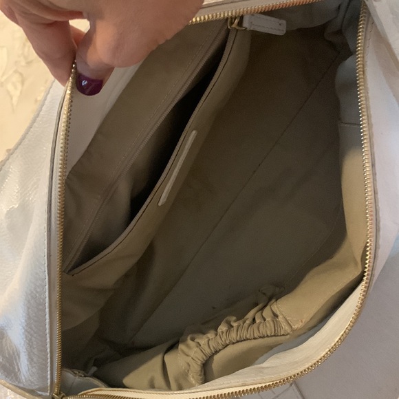 Givenchy authentic leather handbag satchel - Picture 6 of 14